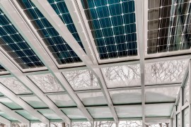 Aluminium- Terassenüberdachung SOLAR ENERGO mit Photovoltaikanlage ohne Netzanbindung