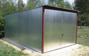 Metall Garage mit einem Dachträger verzinkt